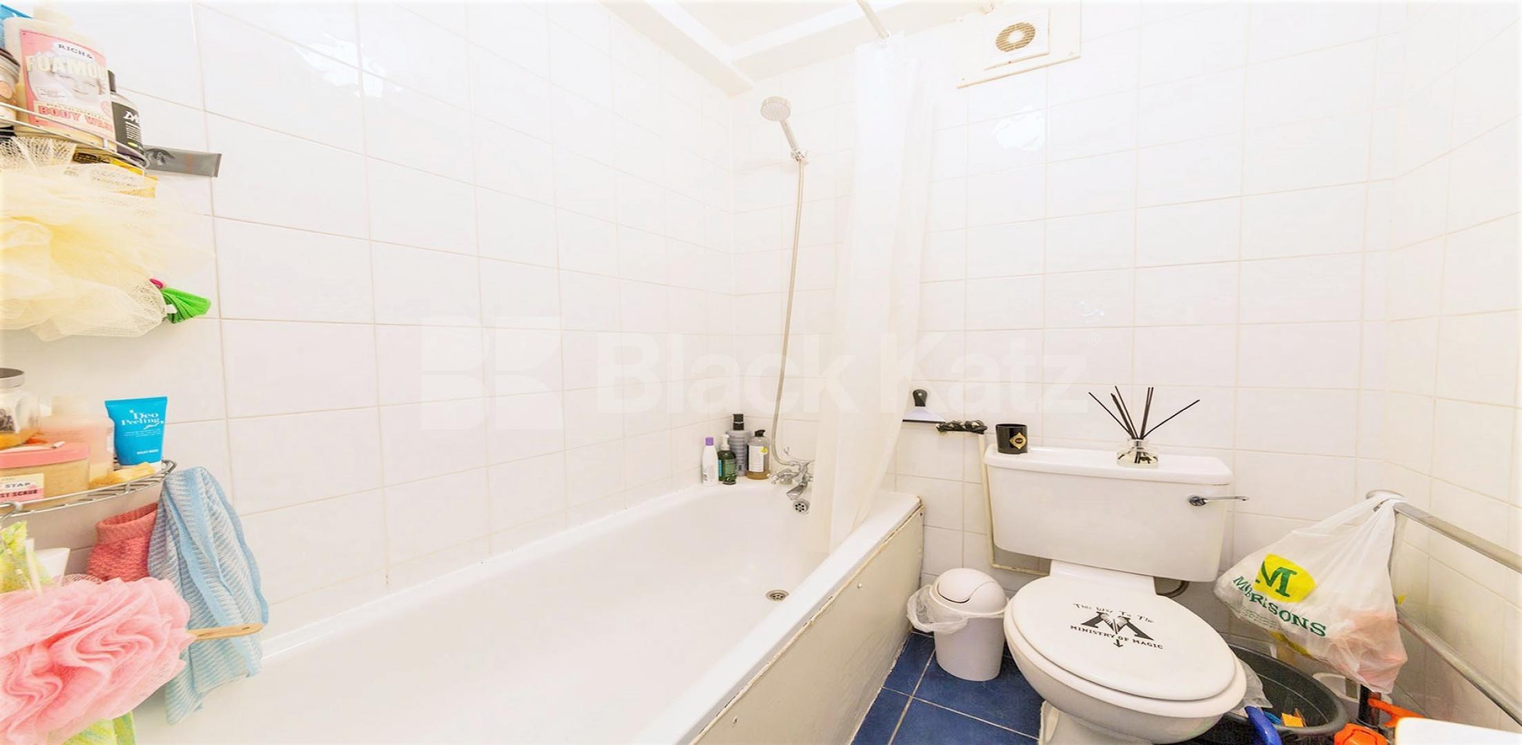 			2 Bedroom, 1 bath, 1 reception Apartment			 The Grampians, Shepherds Bush Road, SHEPHERDS BUSH